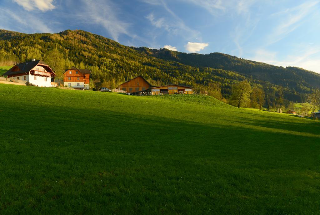 Вилла Huettstaedterhof Familie Poetsch Айген  Экстерьер фото