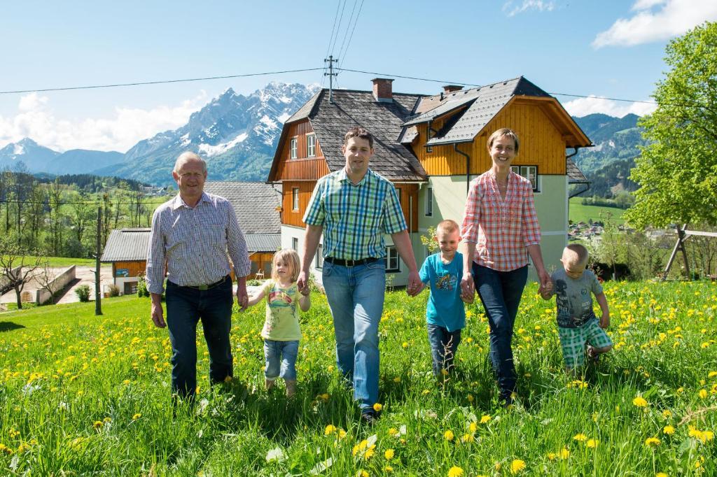 Вилла Huettstaedterhof Familie Poetsch Айген  Экстерьер фото